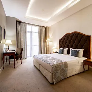 Hotel Sapphire