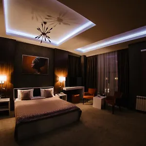 Hotel Hillmond's Boutique